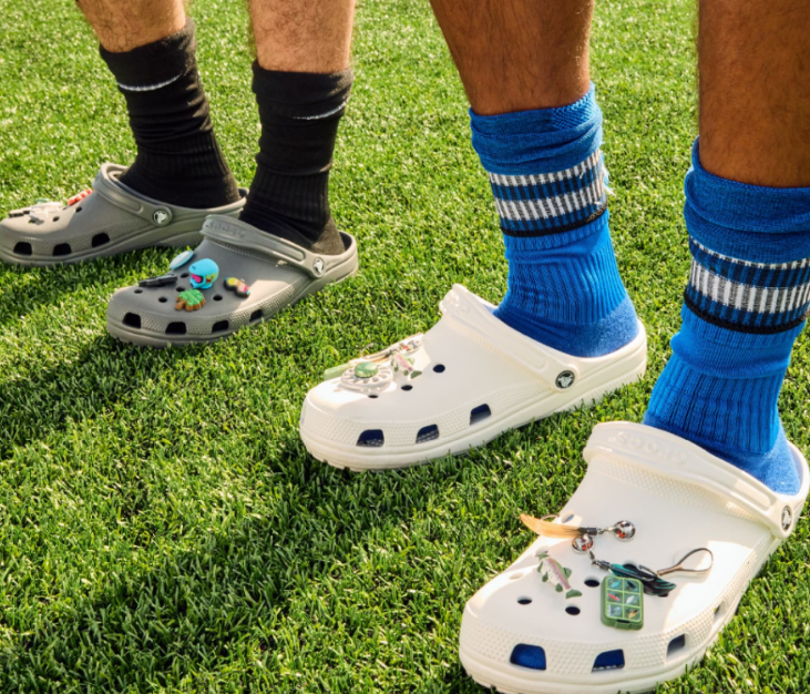 卡骆驰有哪些热门系列？Crocs经典系列洞洞鞋要怎么选